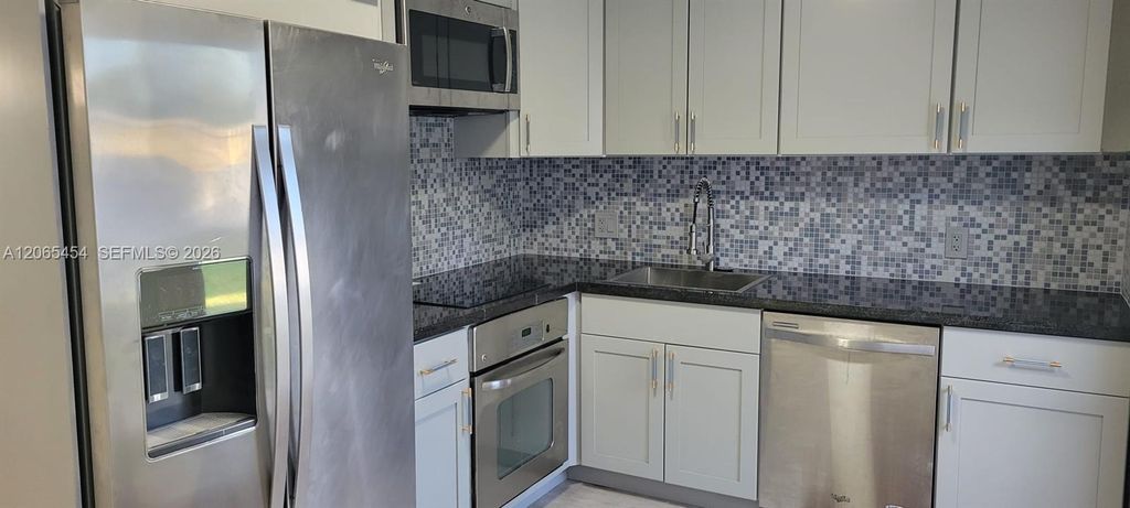 2506 Washington St, Hollywood, FL 33020