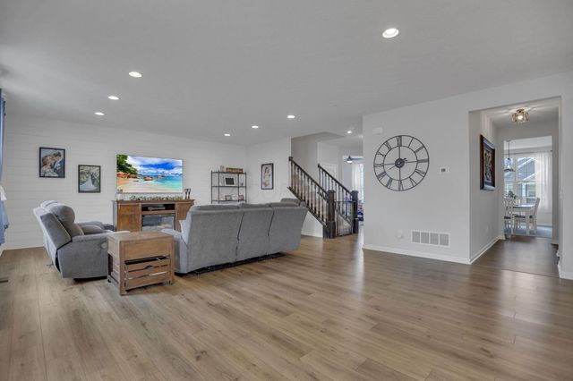 582 Zoar Street, Galena, OH 43021