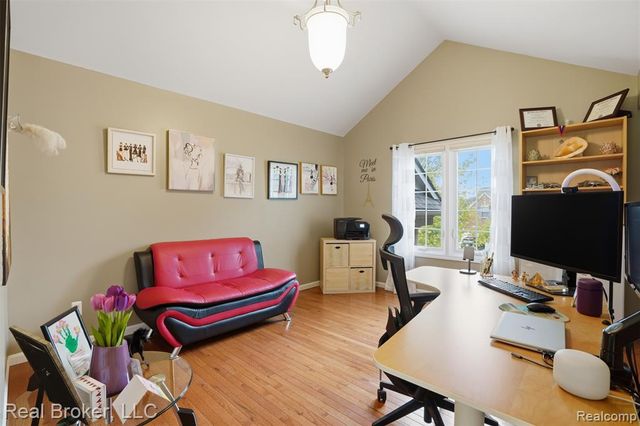 29126 Eastman Trail, Novi, MI 48377
