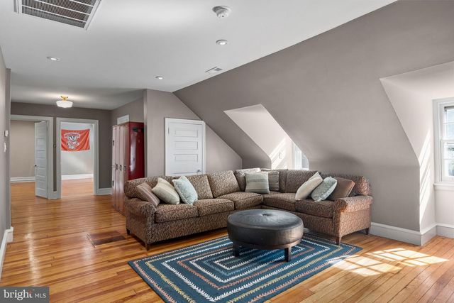 609 W HORTTER ST, Philadelphia, PA 19119