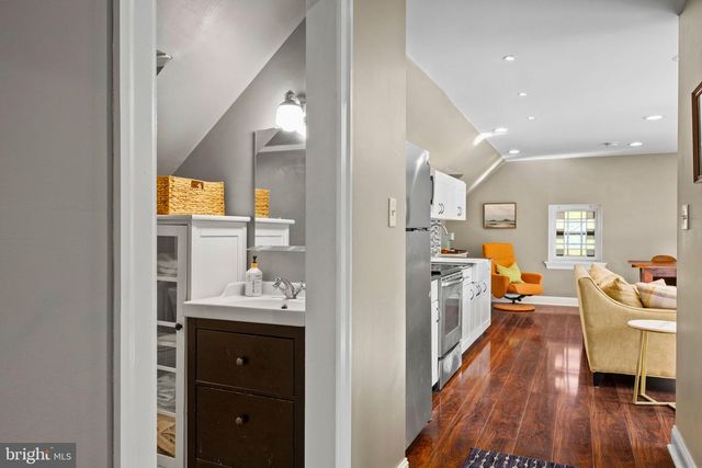 609 W HORTTER ST, Philadelphia, PA 19119