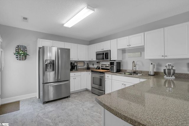 178 Rock Moss Drive, Williamston, SC 29697