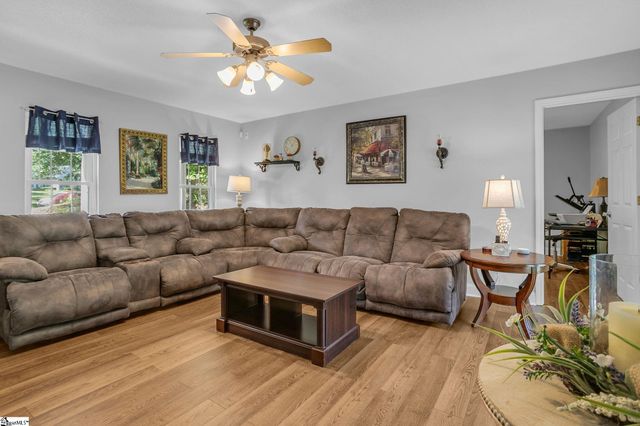 178 Rock Moss Drive, Williamston, SC 29697