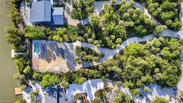 5809 Sanibel Captiva RD, Sanibel, FL 33957
