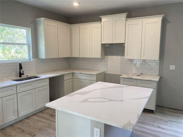 6 HEMLOCK COURT S, Homosassa, FL 34446