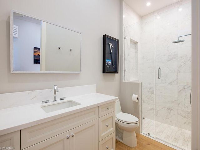 452 Putter Point DR, Naples, FL 34103