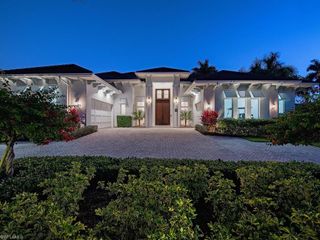 452 Putter Point DR, Naples, FL 34103
