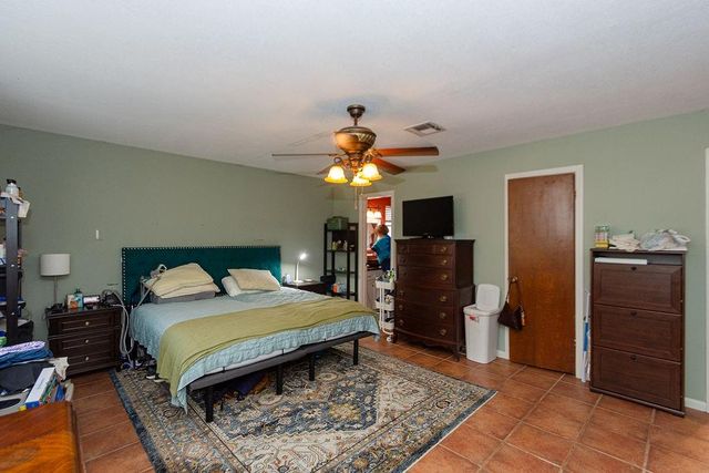 9103 Meaux Drive, Houston, TX 77031