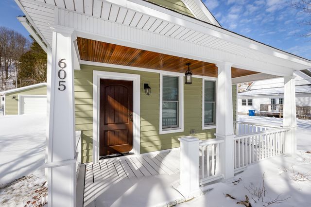 605 Lincoln Avenue, Elberta, MI 49628