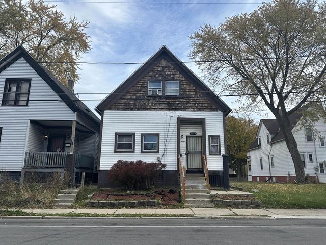 3024 N 20th STREET, Milwaukee, WI 53206