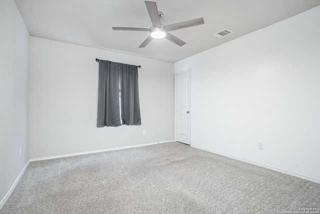 1924 HEATHER GLEN DR, New Braunfels, TX 78130