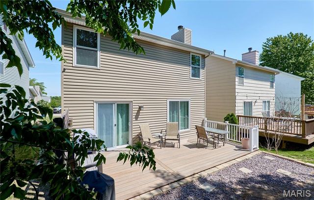 16032 Sandalwood Creek Drive, Wildwood, MO 63038