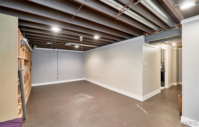 16032 Sandalwood Creek Drive, Wildwood, MO 63038