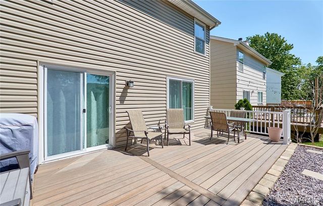 16032 Sandalwood Creek Drive, Wildwood, MO 63038
