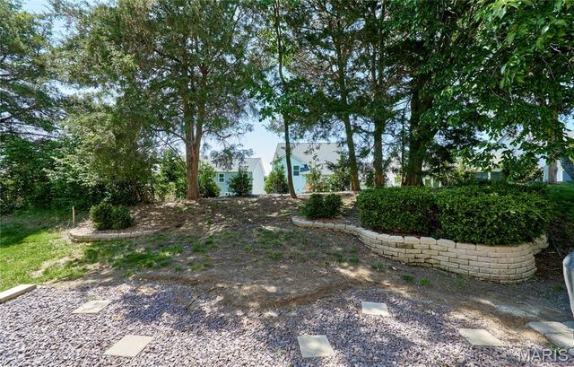 16032 Sandalwood Creek Drive, Wildwood, MO 63038