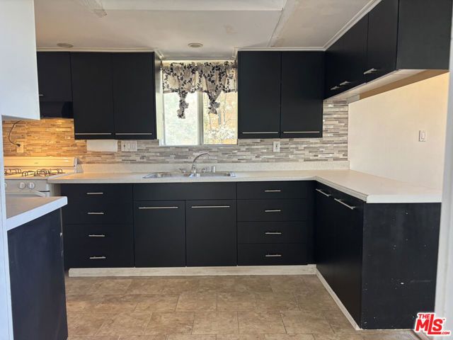 1327 Evergreen Lane, Lake Arrowhead, CA 92352