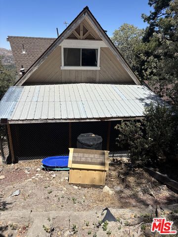 1327 Evergreen Lane, Lake Arrowhead, CA 92352