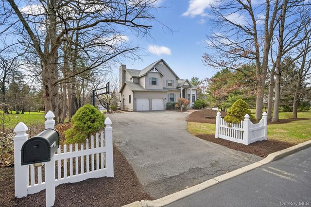 5 Quaker Mill Run, Florida, NY 10921