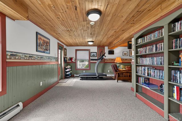 5 Quaker Mill Run, Florida, NY 10921