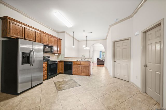 16008 Somersby, Baton Rouge, LA 70817
