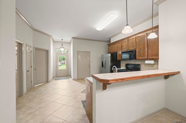 16008 Somersby, Baton Rouge, LA 70817