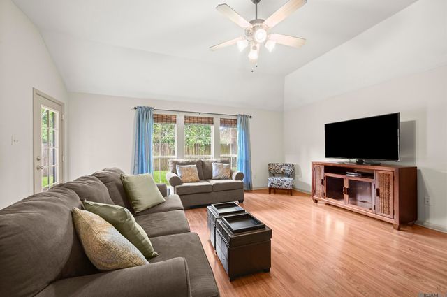 16008 Somersby, Baton Rouge, LA 70817