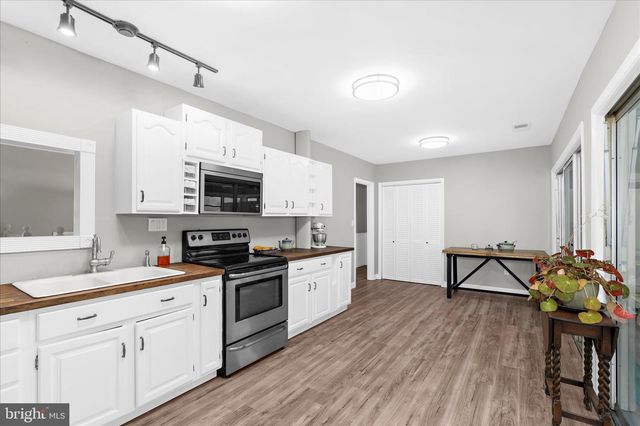 3037 PIKE DR, Riva, MD 21140