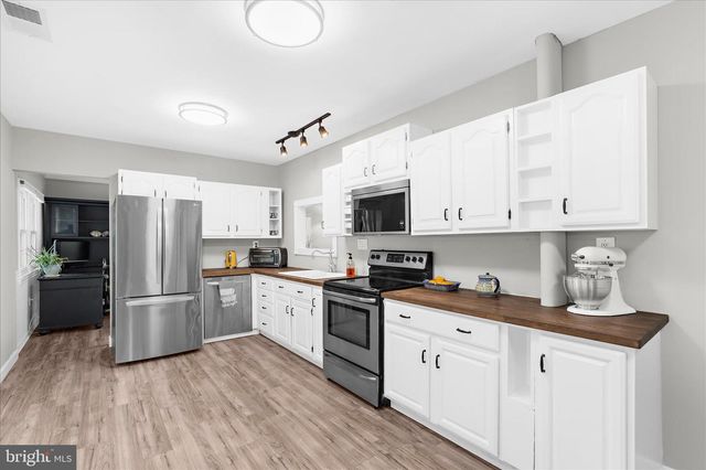 3037 PIKE DR, Riva, MD 21140
