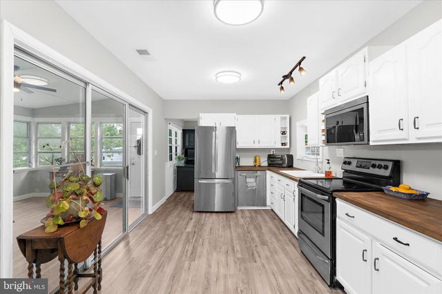 3037 PIKE DR, Riva, MD 21140