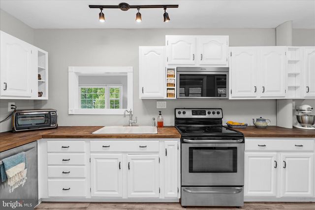 3037 PIKE DR, Riva, MD 21140