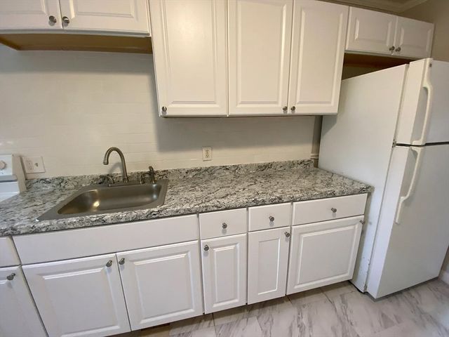 165-167 Delhi, Boston, MA 02126