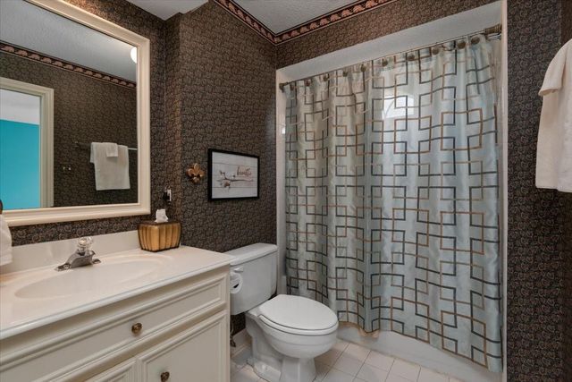 4710 Riverside Oaks Drive, Kingwood, TX 77345