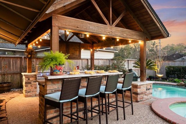 4710 Riverside Oaks Drive, Kingwood, TX 77345