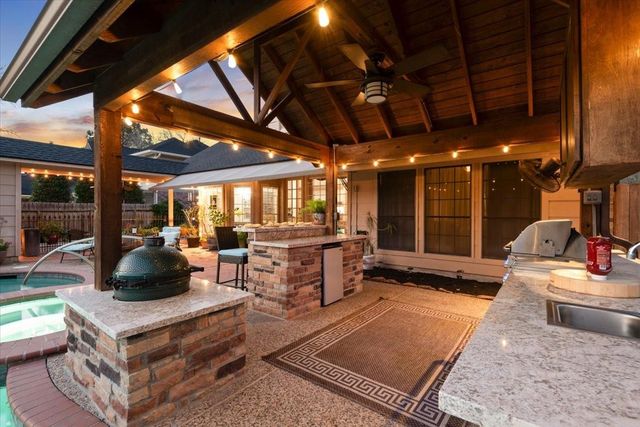 4710 Riverside Oaks Drive, Kingwood, TX 77345