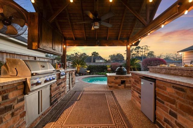 4710 Riverside Oaks Drive, Kingwood, TX 77345