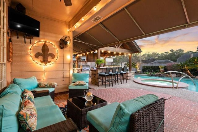 4710 Riverside Oaks Drive, Kingwood, TX 77345