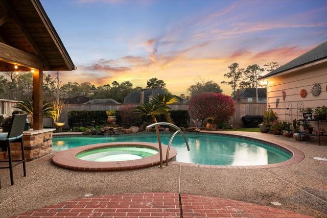 4710 Riverside Oaks Drive, Kingwood, TX 77345