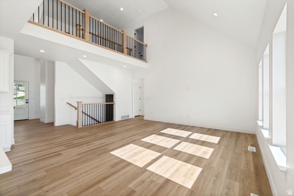 Image 11 of property listing at 1351 E MAPLE CIR, Santaquin, UT 84655