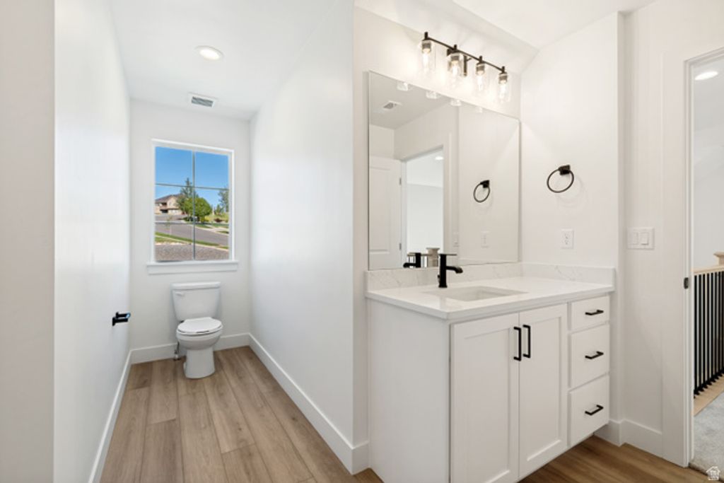 Image 23 of property listing at 1351 E MAPLE CIR, Santaquin, UT 84655