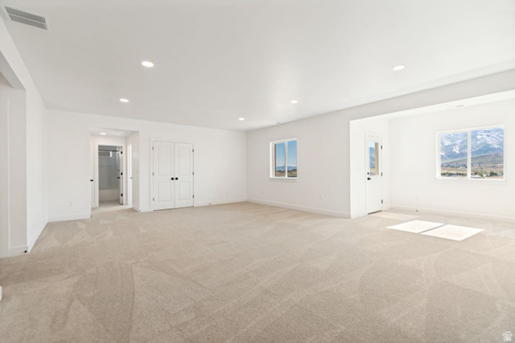 Image 31 of property listing at 1351 E MAPLE CIR, Santaquin, UT 84655