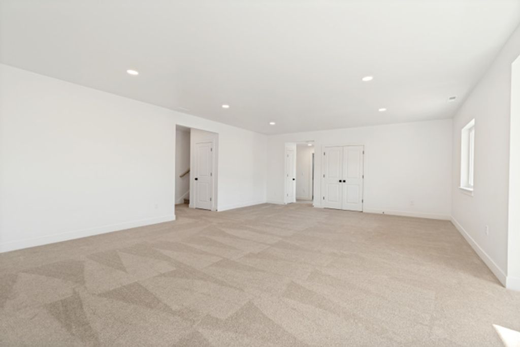 Image 32 of property listing at 1351 E MAPLE CIR, Santaquin, UT 84655