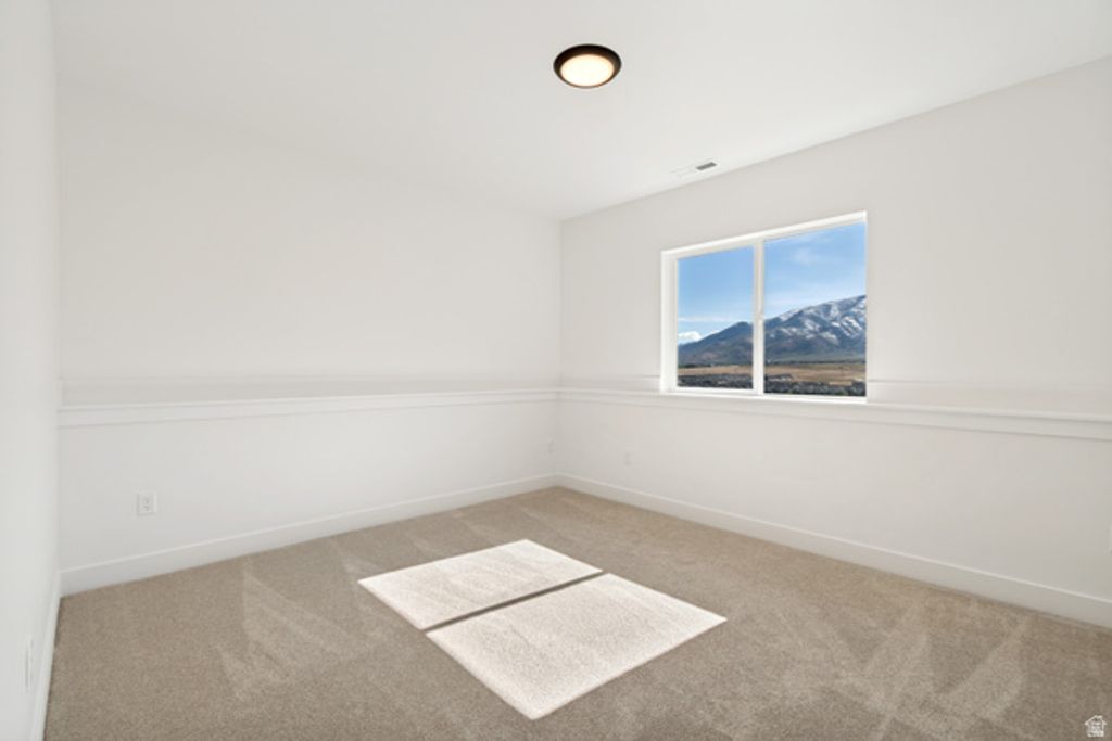 Image 34 of property listing at 1351 E MAPLE CIR, Santaquin, UT 84655