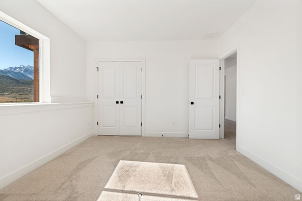 Image 35 of property listing at 1351 E MAPLE CIR, Santaquin, UT 84655