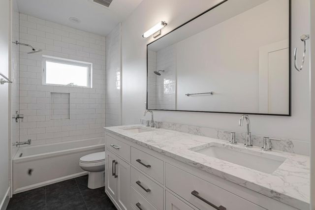 1460 Kentfield Avenue, Redwood City, CA 94061