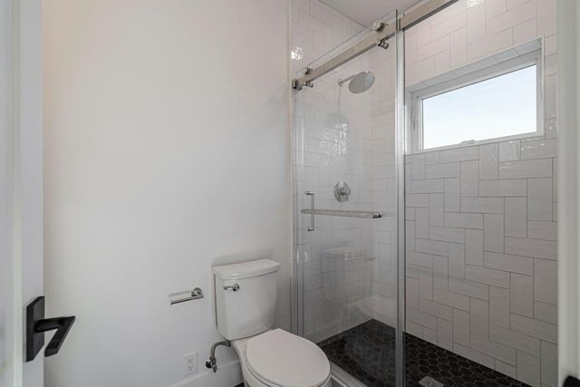 1460 Kentfield Avenue, Redwood City, CA 94061