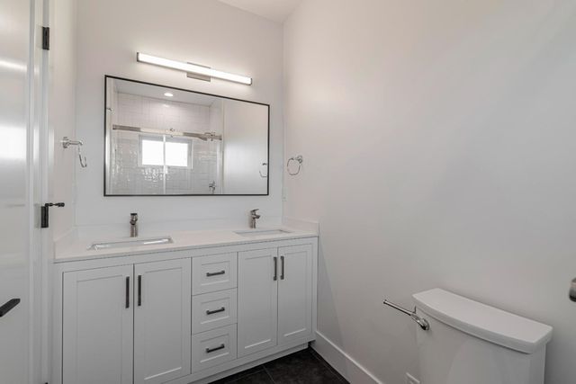 1460 Kentfield Avenue, Redwood City, CA 94061