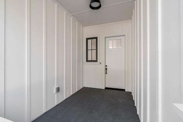 1460 Kentfield Avenue, Redwood City, CA 94061