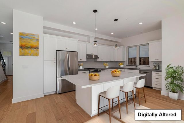 1460 Kentfield Avenue, Redwood City, CA 94061