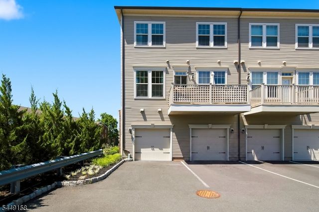 1015 Station Rd, Somerville Boro, NJ 08876