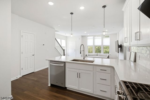 1015 Station Rd, Somerville Boro, NJ 08876